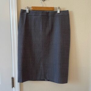 Brand new skirt from Brooks Brothers gray color. Size 6
